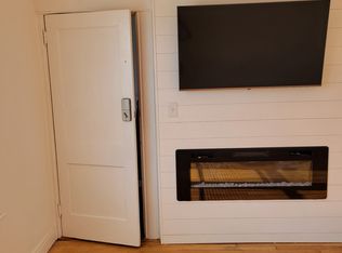 102 Osborn St #3R, Fall River, MA 02724