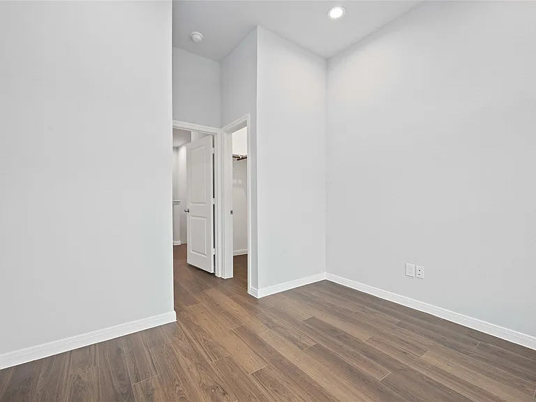 18831 Luminescent Ln — Photo 21