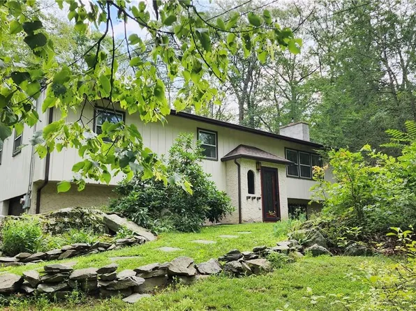 52 Terwilliger Road, Hyde Park, NY 12538