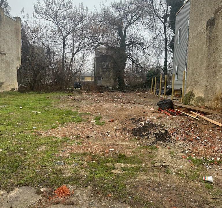 1st image of 1825 N Van Pelt St