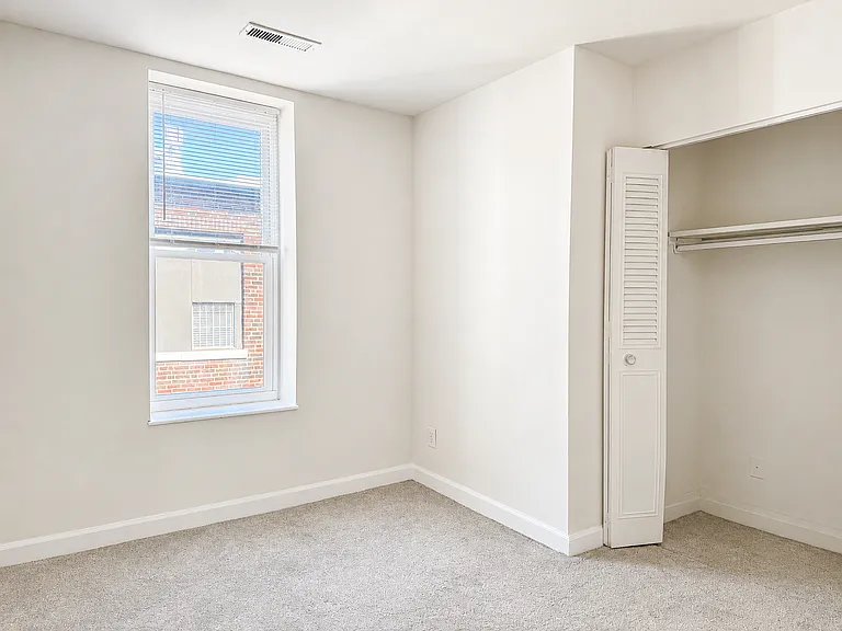 5381 Pershing Ave #508 — Photo 13