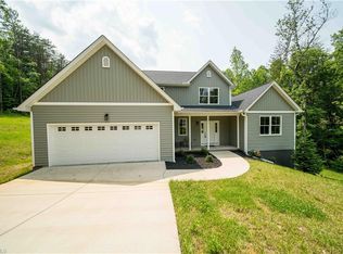 2578 Whipporwill Ct, Rural Hall, NC 27045