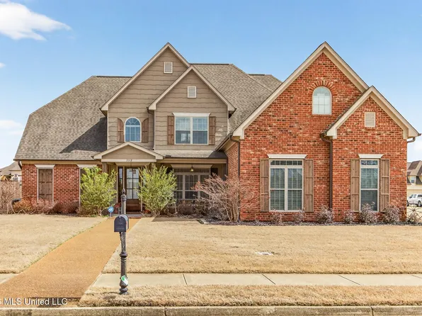 1052 Aquila Cir N, Olive Branch, MS 38654
