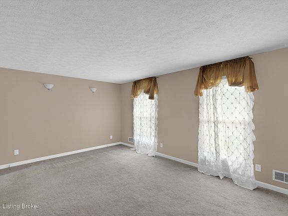 5th image of 5102 Gathwright Dr