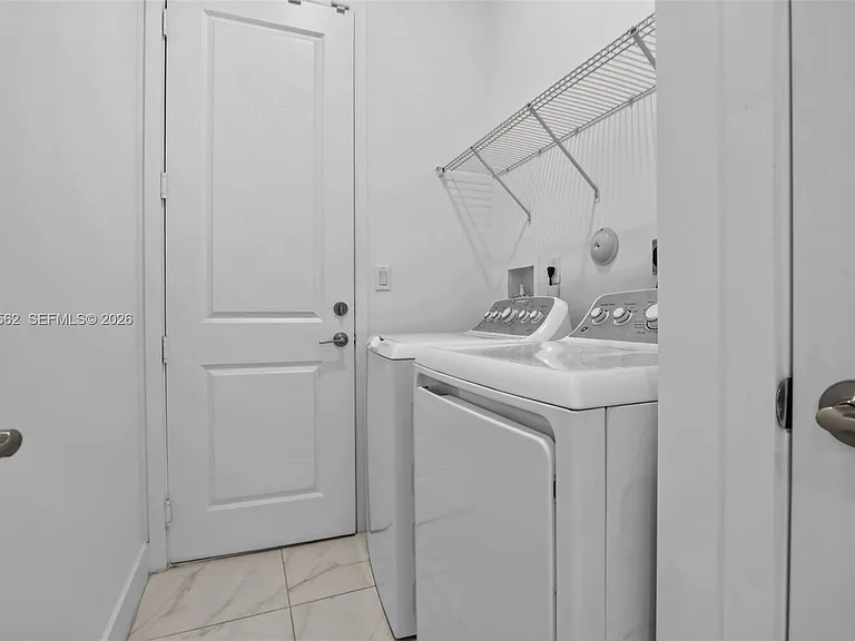 4574 SW 173rd Ave — Photo 34