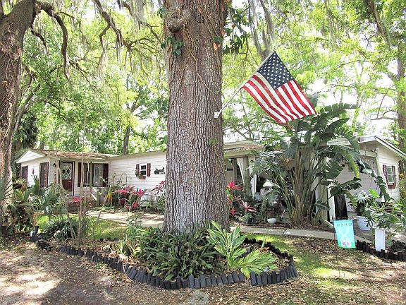 2nd image of 137 Hibiscus Dr