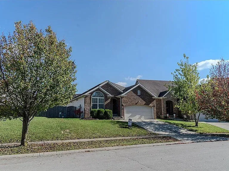 2860 Mahala Ln — Photo 1
