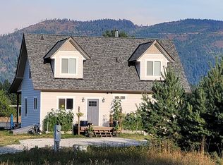 2301 McArthur Lake Rd, Naples, ID 83847