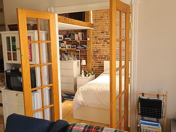 Entrance to bedroom