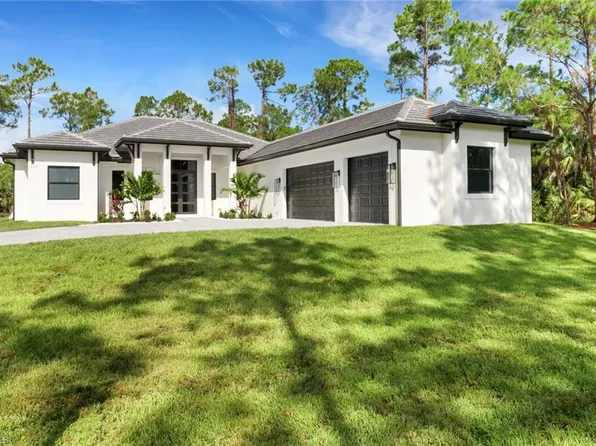 219 4th ST SE, NAPLES, FL 34117