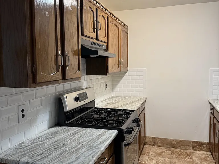 846 Riverside Ave #106 — Photo 7