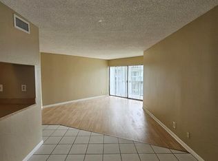 1820 N Congress Ave APT 302, West Palm Beach, FL 33401