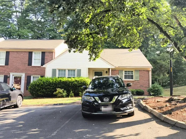 2732 Windy Xing, Winston Salem, NC 27127