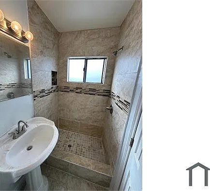 840 Laconia Blvd #3 — Photo 7