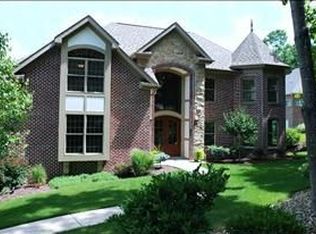 1131 Moccasin Dr, Mcmurray, PA 15317