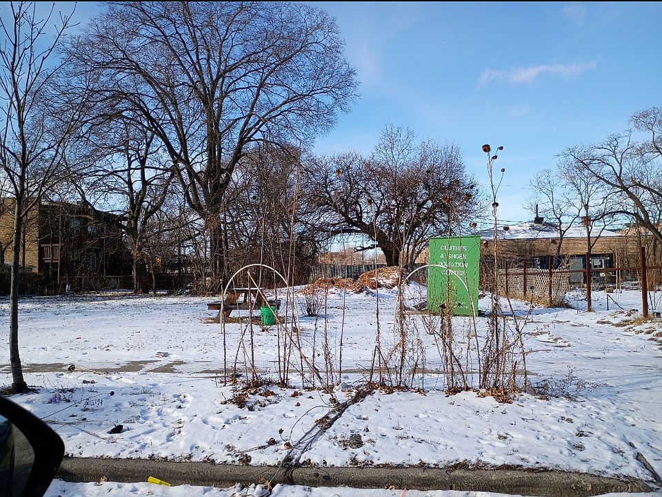 2nd image of 6640 S Perry Ave