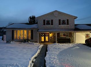 807 Rainbow Ave, Reading, PA 19605