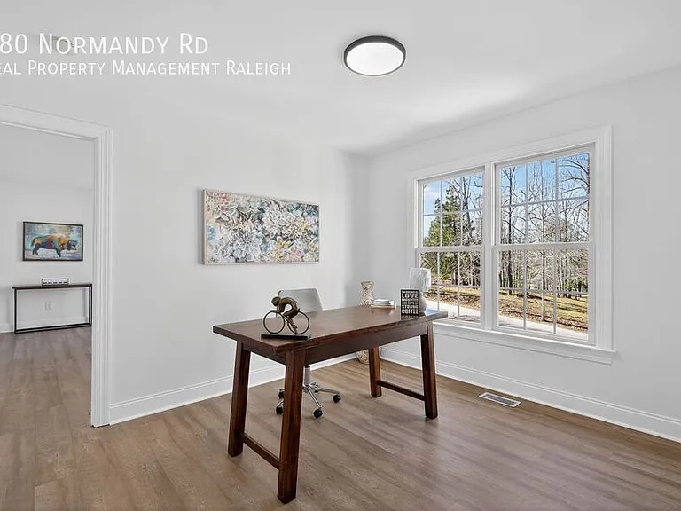 180 Normandy Rd — Photo 14