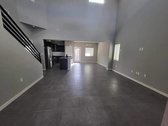 2nd image of 11532 Wayne Carreon St