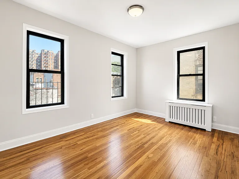 213 Bennett Ave #6D — Photo 5
