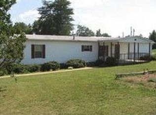 2147 Mason Chapel Rd, Alton, VA 24520