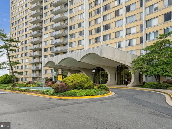 301 N Beauregard St APT 1014, Alexandria, VA 22312