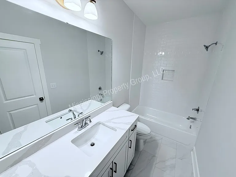 613 Miramar Ln — Photo 26