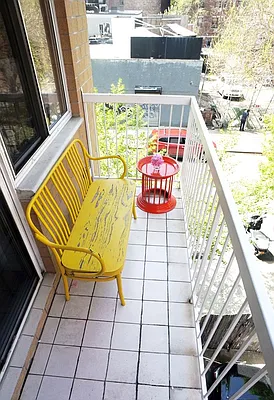 Rented by Compass | media 12