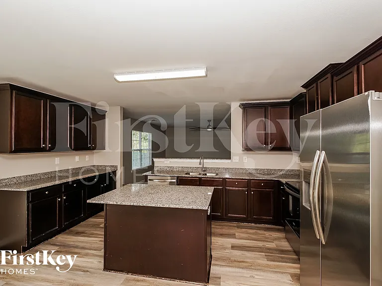 11677 Striker Ln — Photo 10