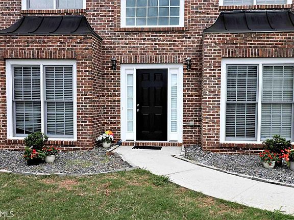 2nd image of 2987 Montview Dr SW