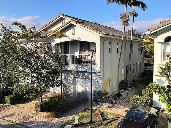 2nd image of 3037 Laurel Ridge Circle