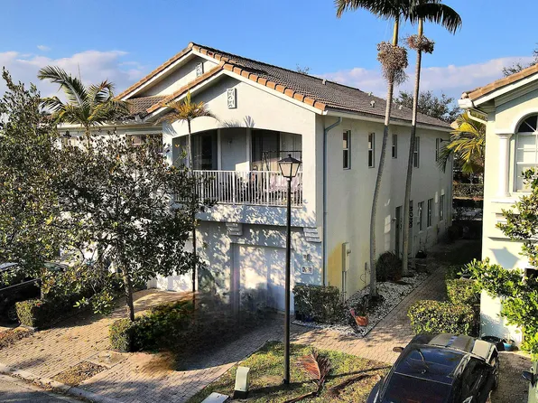 3037 Laurel Ridge Circle, Riviera Beach, FL 33404