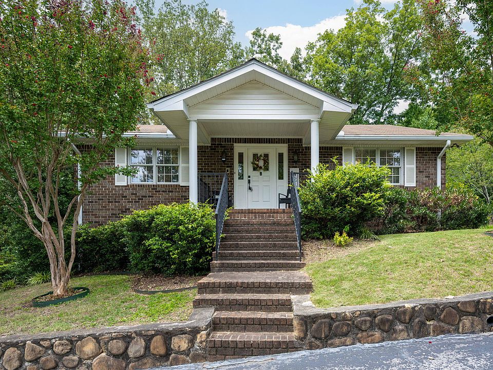 1st image of 4547 Crestview Dr