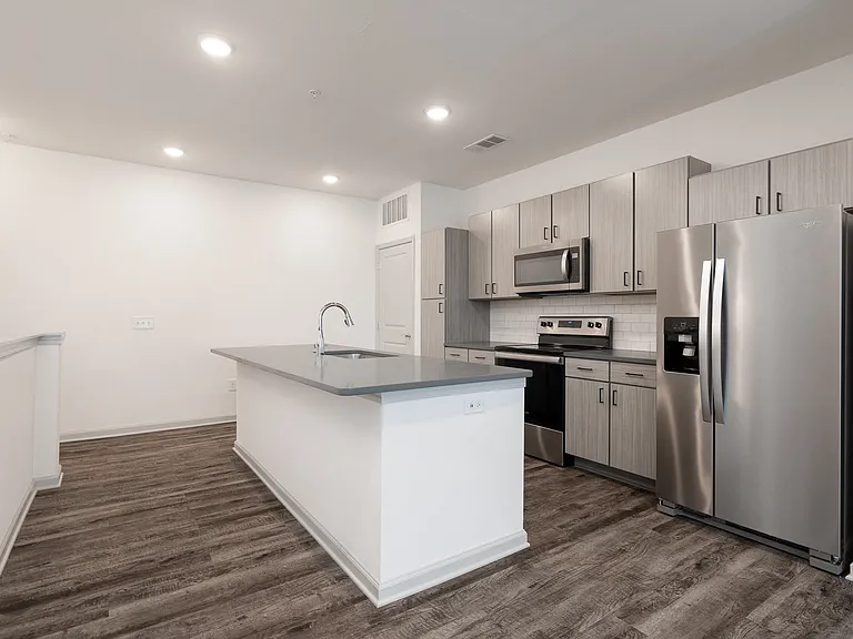 Thrive Luxury Apartments — Photo 66