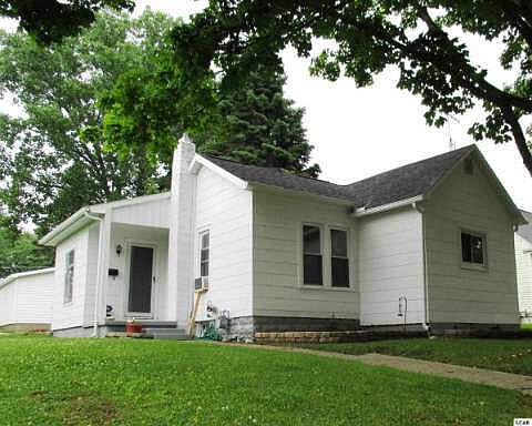 1st image of 411 Oak St #Oak