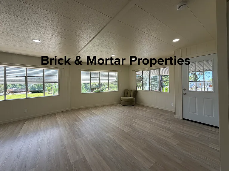 330 Taurus Cir — Photo 6