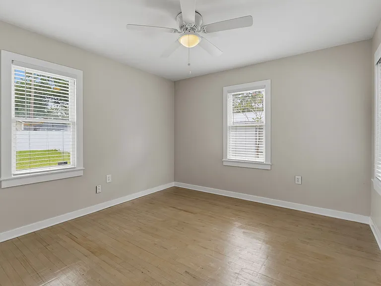 1307 Saint Andrews Dr — Photo 19