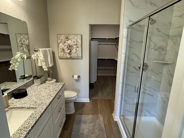 7219 Magnolia Vlg #201 — Photo 5