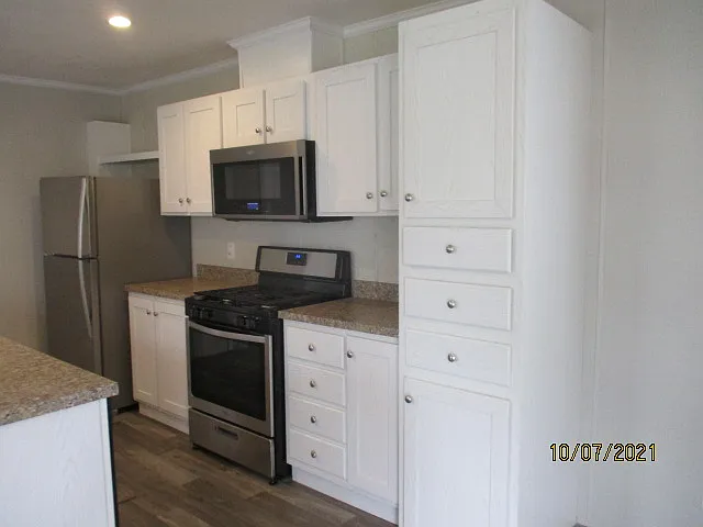913 Moss Ave — Photo 25