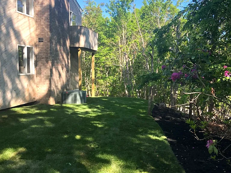 1275 Millstone Rd — Photo 11