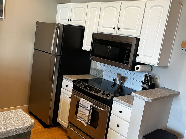 715 N Church St #813 — Photo 4