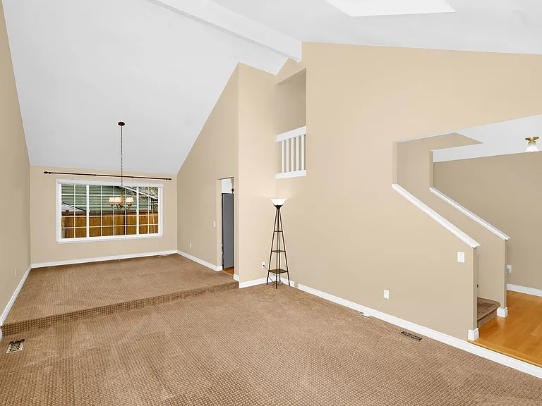 10127 NE 141st Pl — Photo 4