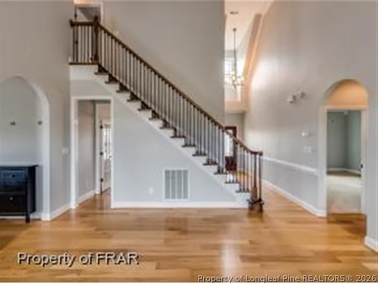 175 Windbrook Ct — Photo 18