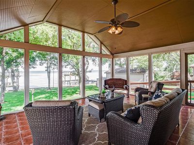 780 High Crest Dr, Pointblank, TX, 77364