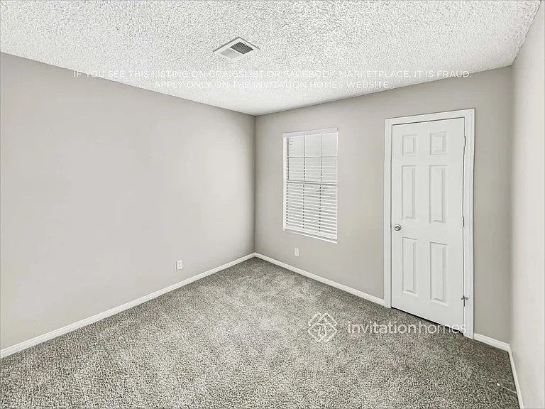 3301 Hyannis Cir — Photo 15