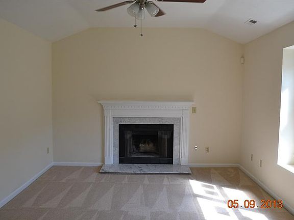 4th image of 508 Three Oaks Dr