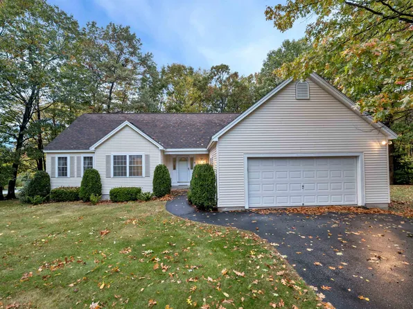 36 Virginia Court, Hooksett, NH 03106