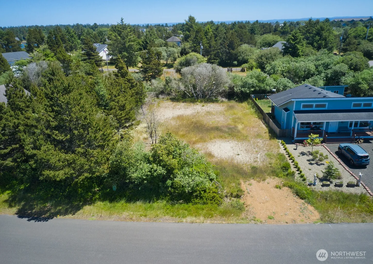 950 Cascade Avenue SW photo 1