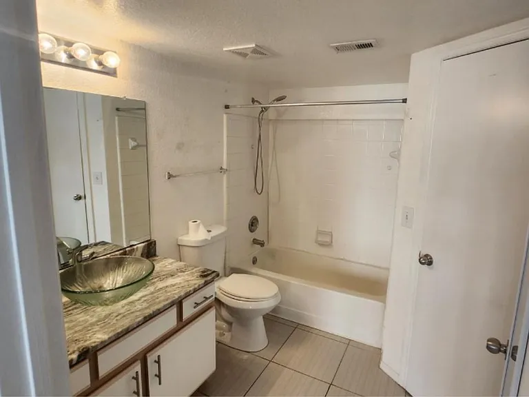 2207 Antigua Pl #718-1 — Photo 9