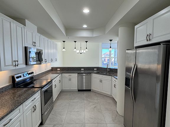 2nd image of 201 W Marion Ave Unit 1414